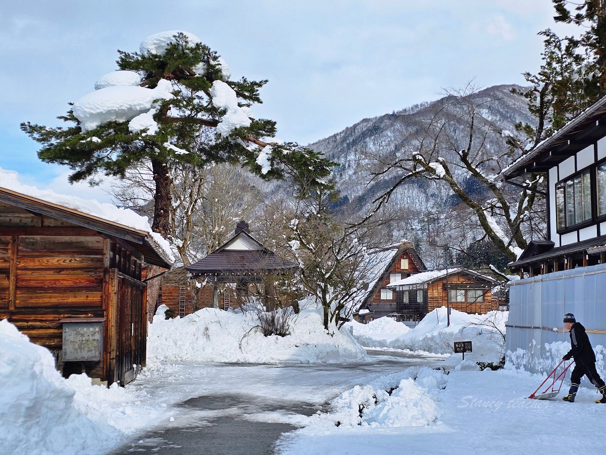 日本北陸景點必去「白川鄉合掌村」交通、天氣、美拍攻略，冬天去合掌村要怎麼穿搭？
