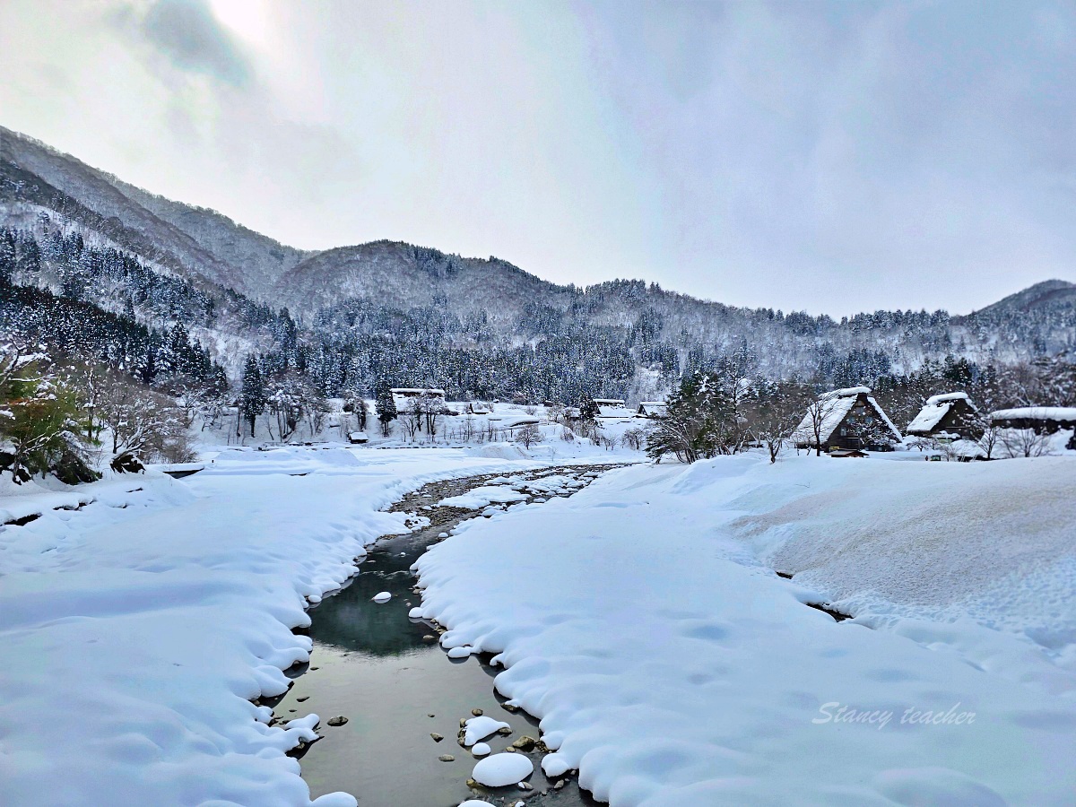 日本北陸景點必去「白川鄉合掌村」交通、天氣、美拍攻略,冬天去合掌村要怎麼穿搭? 日本北陸景點必去「白川鄉合掌村」交通、天氣、美拍攻略,冬天去合掌村要怎麼穿搭?