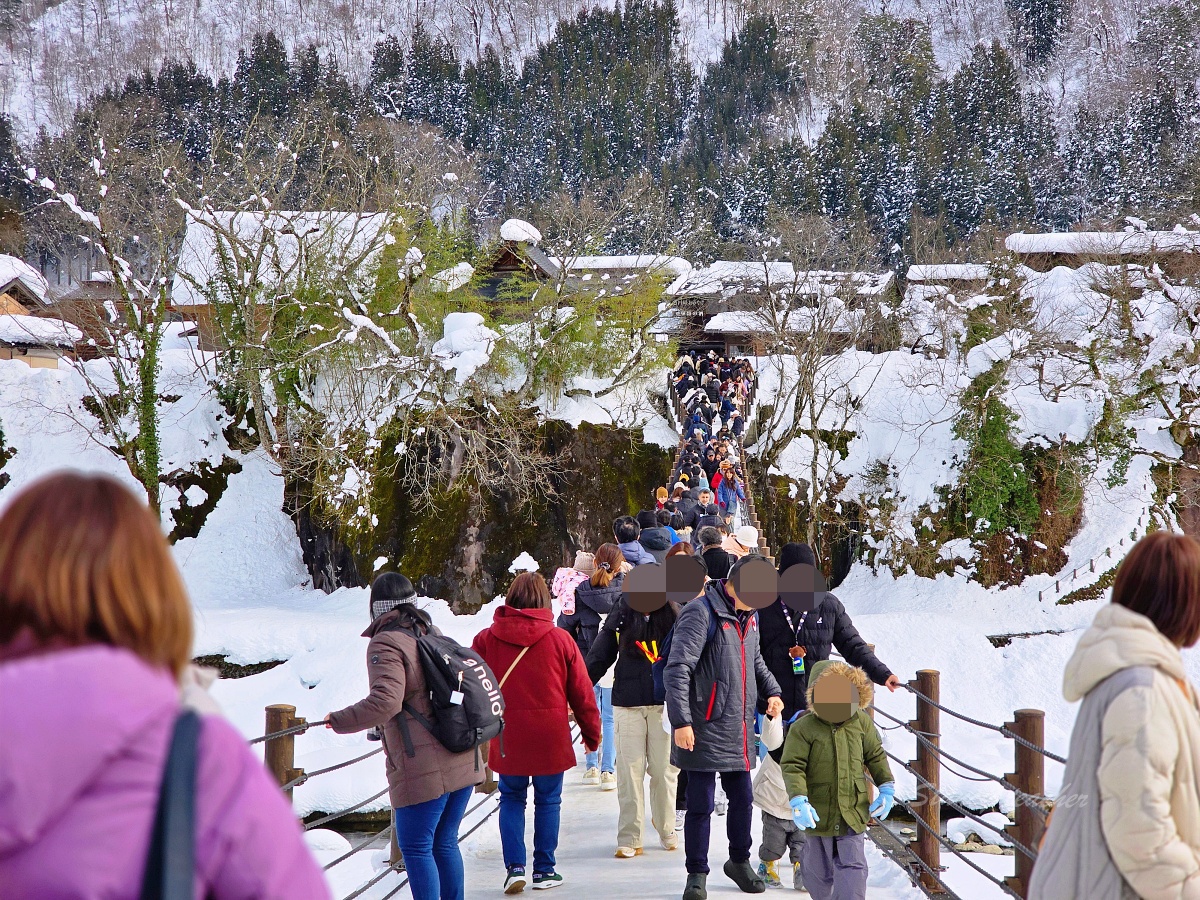 日本北陸景點必去「白川鄉合掌村」交通、天氣、美拍攻略，冬天去合掌村要怎麼穿搭？