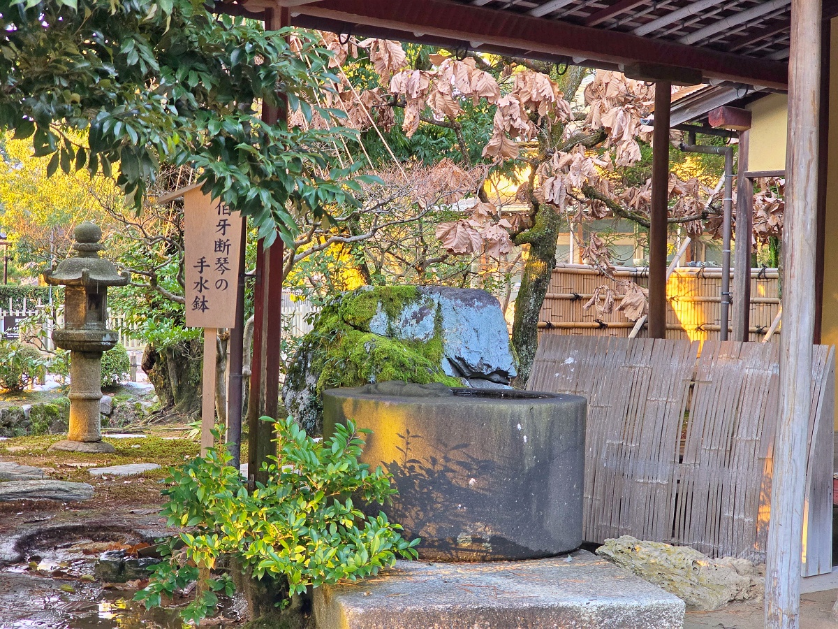 日本金澤「兼六園」攻略:必拍景點、門票、交通、東街茶屋美食 日本金澤「兼六園」攻略:必拍景點、門票、交通、東街茶屋美食