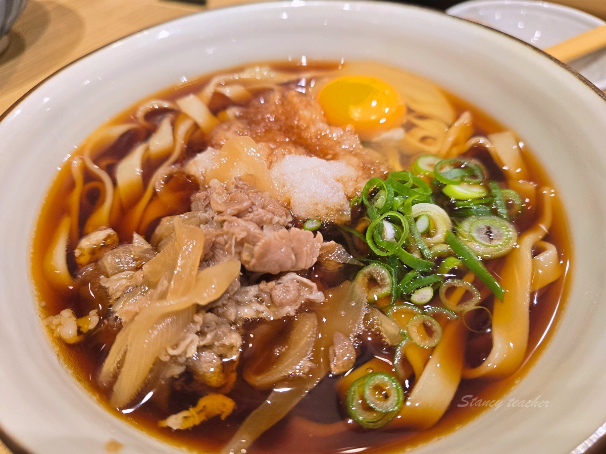 名古屋車站美食：箕子麵「Ekikama Kishimen」寬版烏龍麵香Ｑ滑嫩好咕嚕