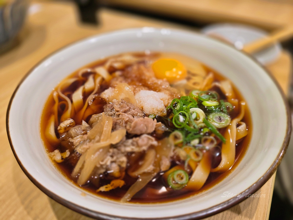 名古屋車站美食：箕子麵「Ekikama Kishimen」寬版烏龍麵香Ｑ滑嫩好咕嚕