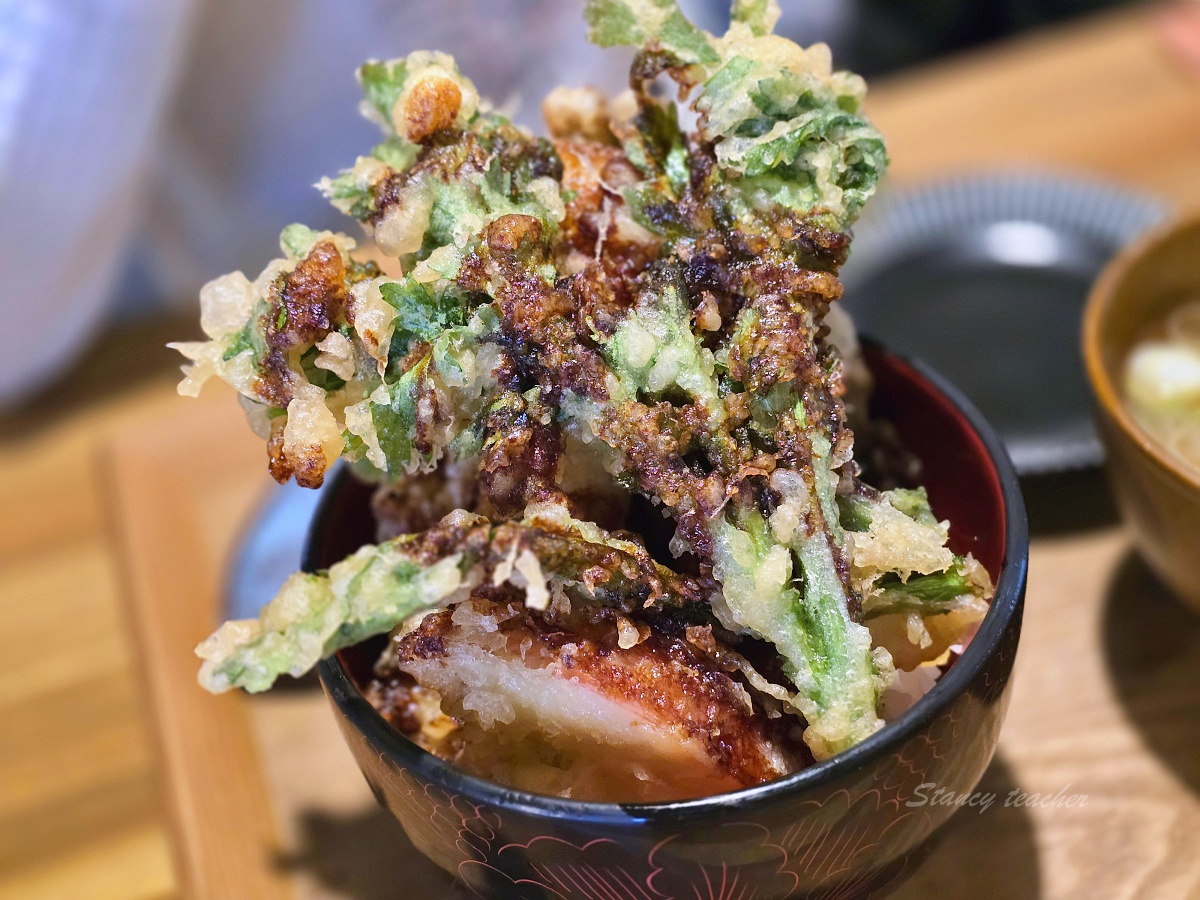 銀山溫泉必吃美食：伊豆之華的蕎麥冰淇淋與茄子蕎麥麵