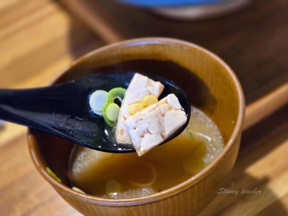銀山溫泉必吃美食：伊豆之華的蕎麥冰淇淋與茄子蕎麥麵