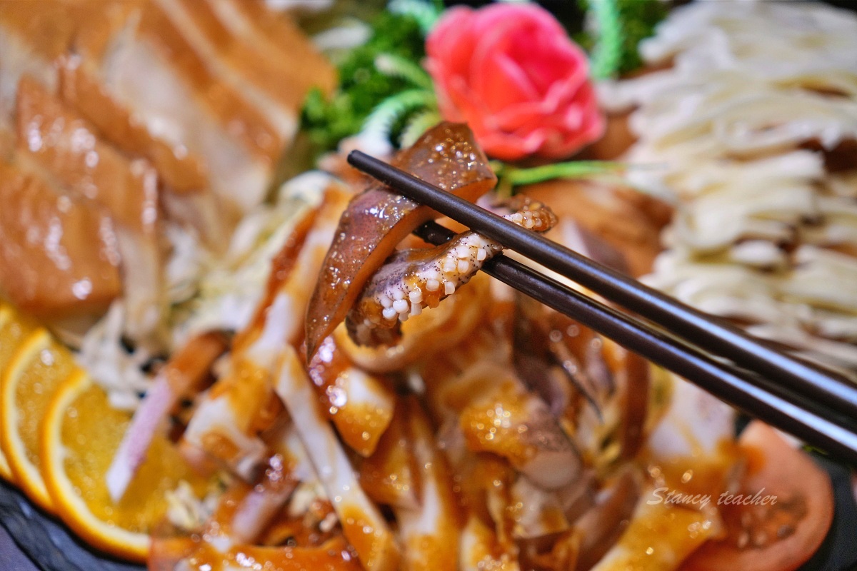 萬里古早風味甕仔雞|北海岸聚餐吃甕仔雞與海鮮合菜,套餐、停車與用餐心得 萬里古早風味甕仔雞|北海岸聚餐吃甕仔雞與海鮮合菜,套餐、停車與用餐心得