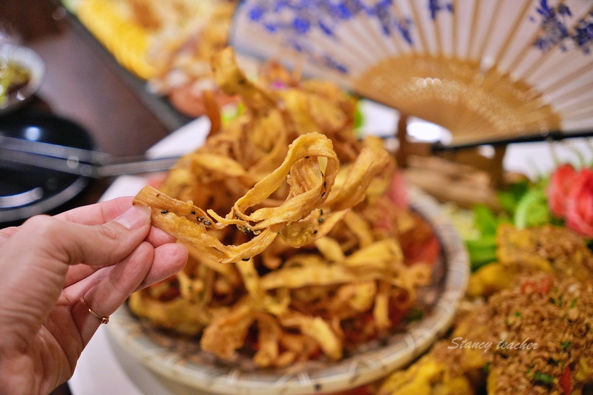 萬里古早風味甕仔雞|北海岸聚餐吃甕仔雞與海鮮合菜,套餐、停車與用餐心得 萬里古早風味甕仔雞|北海岸聚餐吃甕仔雞與海鮮合菜,套餐、停車與用餐心得