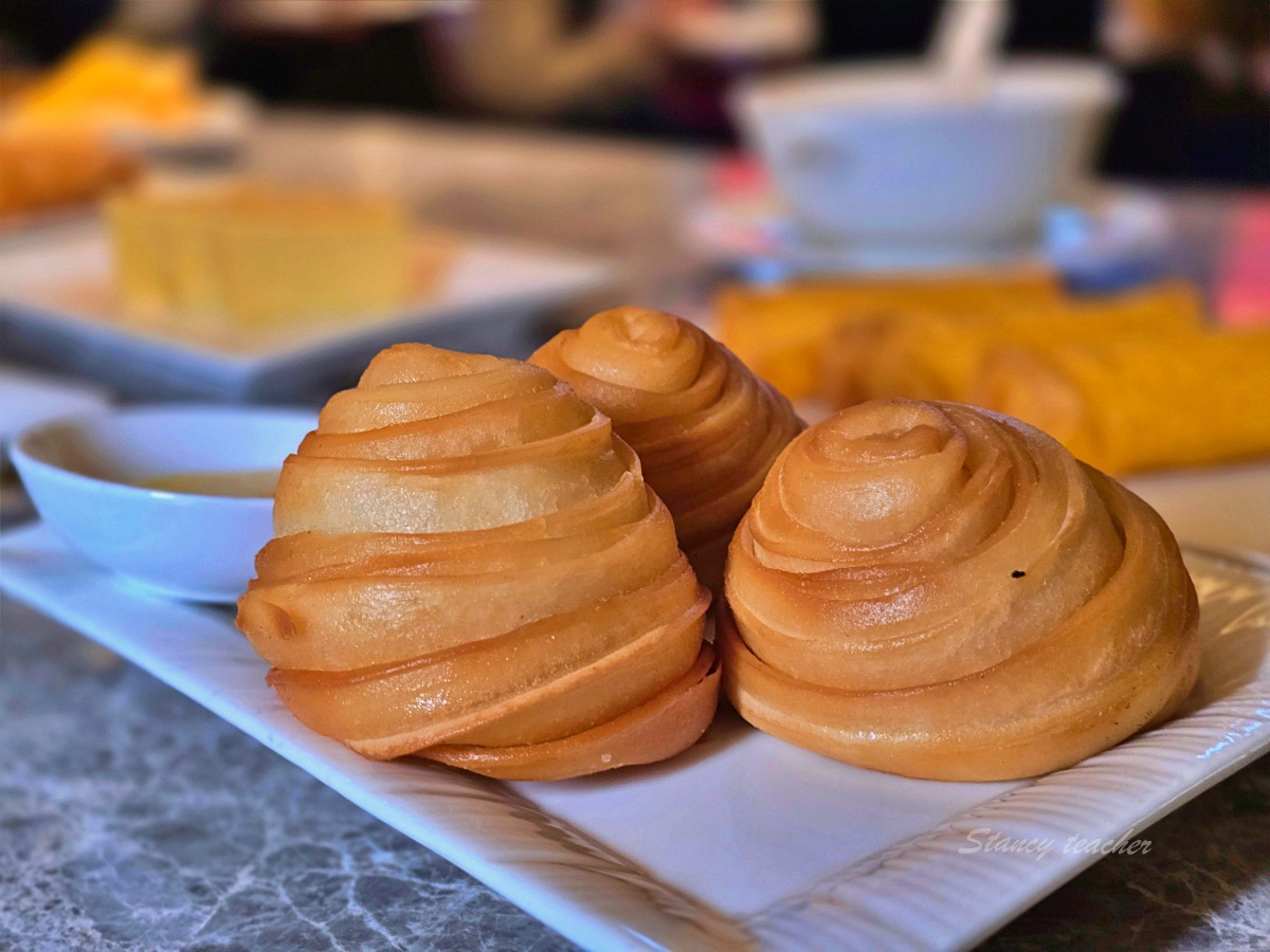 新葡苑遠百信義A13店｜台北港點吃到飽好不好吃？蒸籠推車、菜單價格與聚餐心得