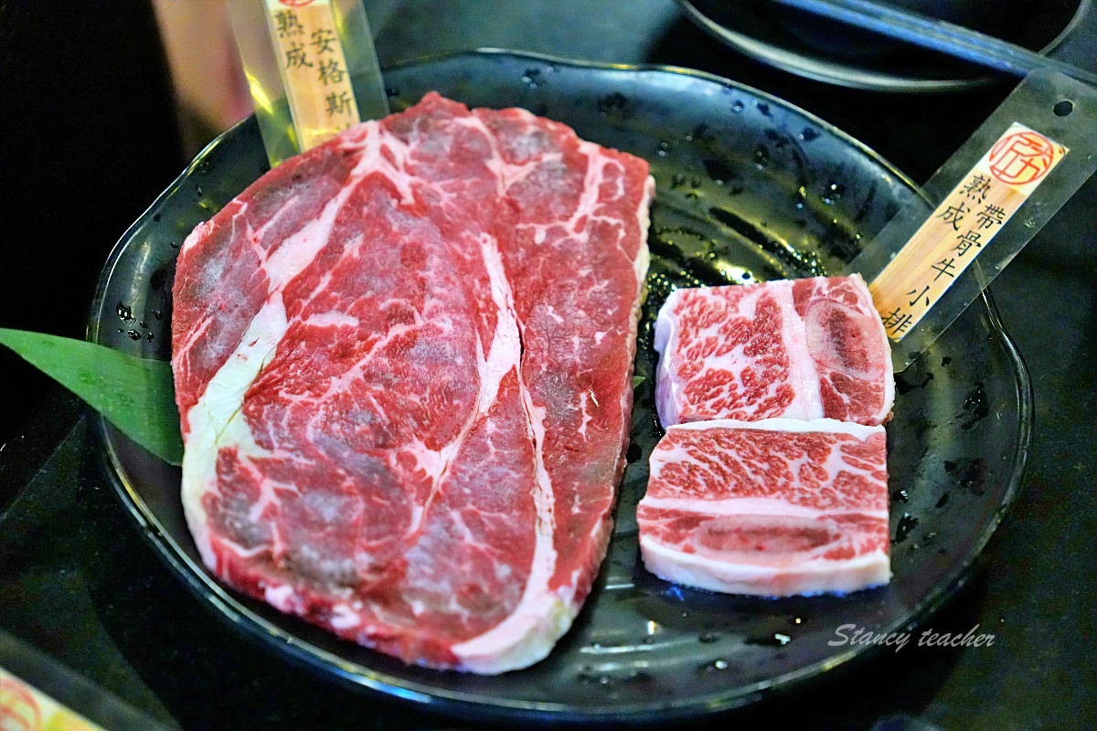 桃園燒肉吃到飽「匠夯日式燒肉」全面評測120分鐘爽爽吃日本A5和牛專人剝蝦服務
