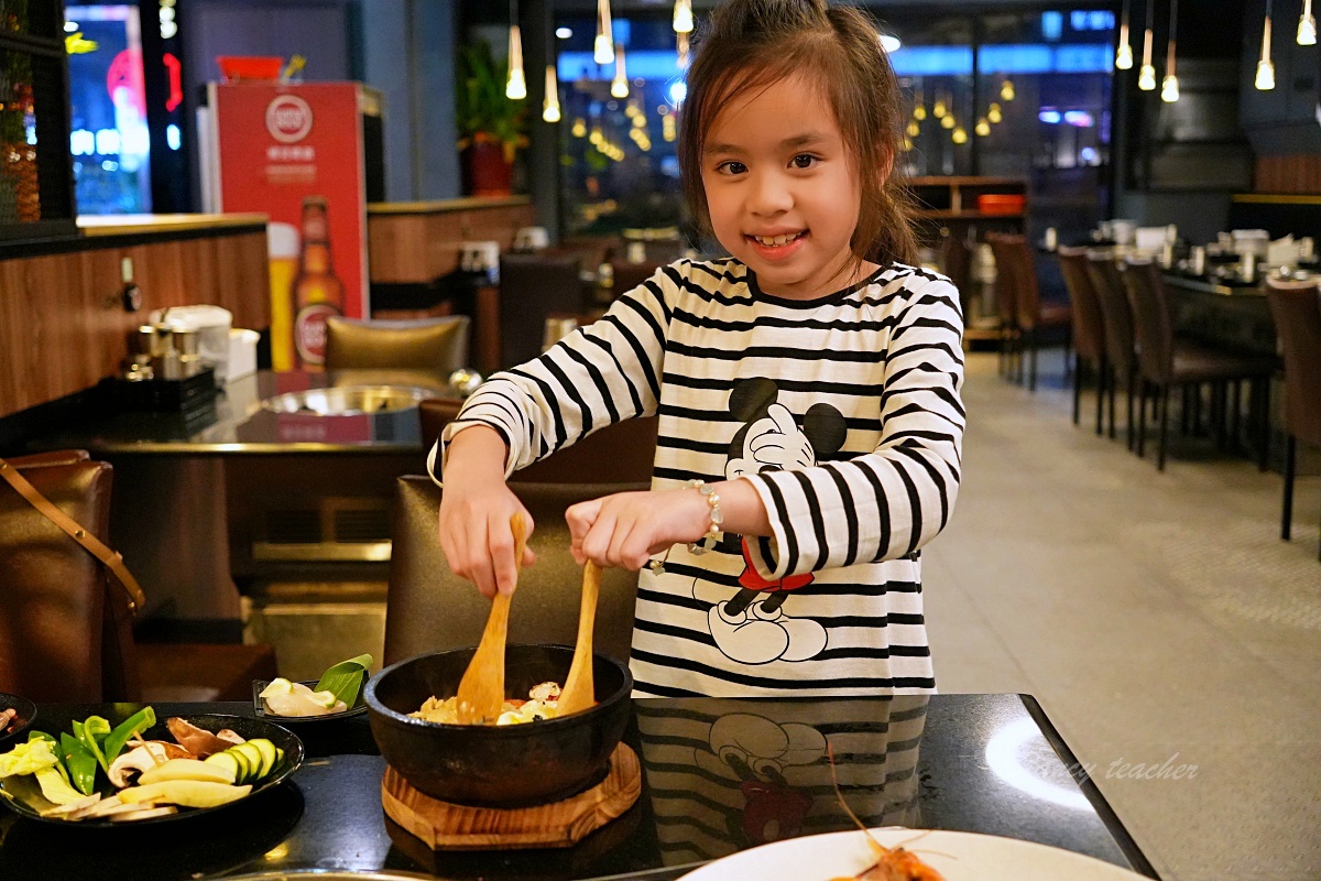 桃園燒肉吃到飽「匠夯日式燒肉」全面評測120分鐘爽爽吃日本A5和牛專人剝蝦服務