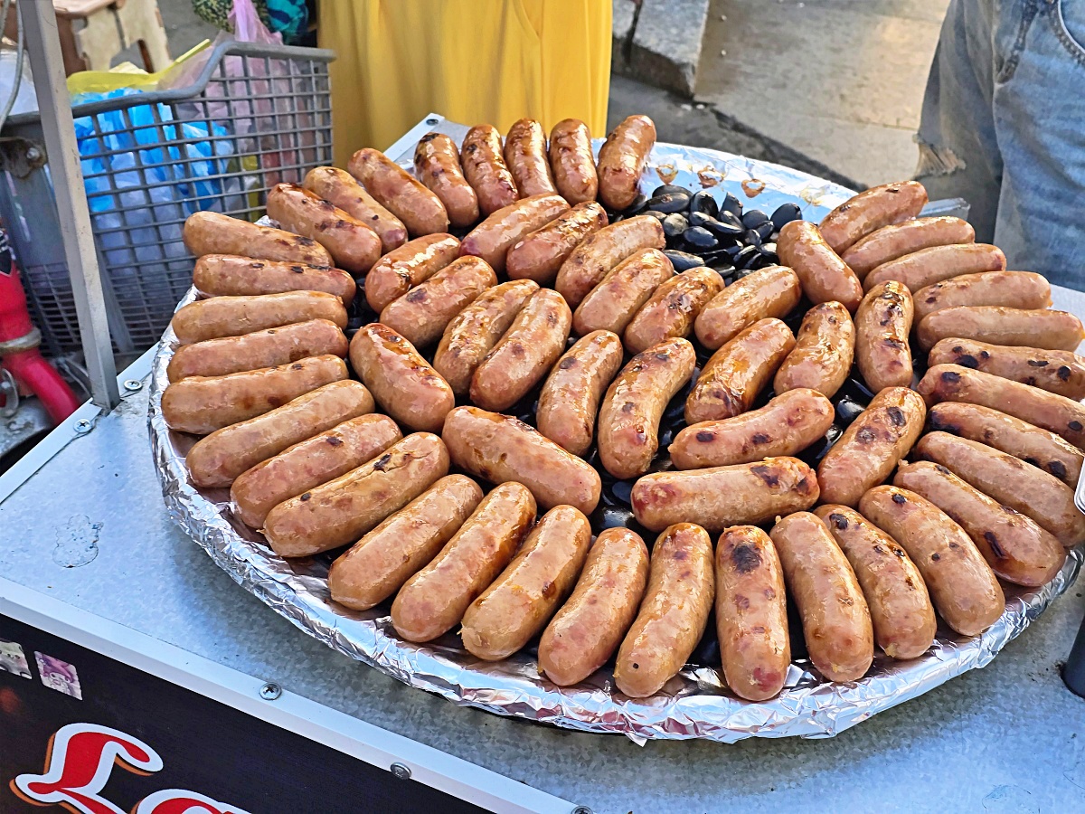 【越南峴港親子景點】峴港會安一日遊全攻略｜交通、美食、拍照景點一次搞定！