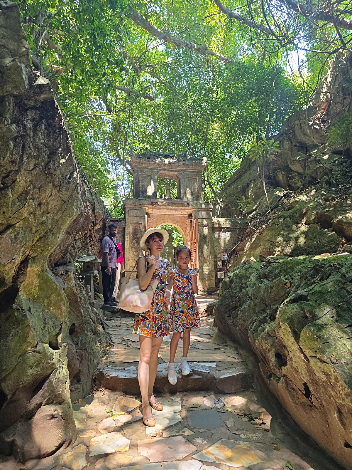 【越南峴港必去景點】五行山探索指南：洞穴、佛塔與壯麗海景一次滿足