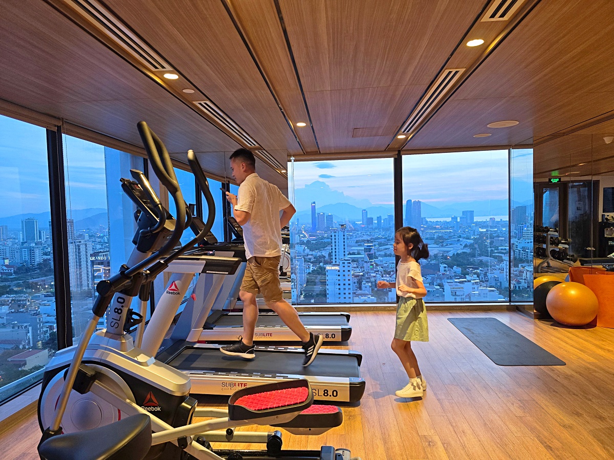 【越南峴港住宿】 Radisson Hotel Danang（峴港麗笙酒店）無邊際泳池、高樓海景SPA、早餐咖啡廳全攻略