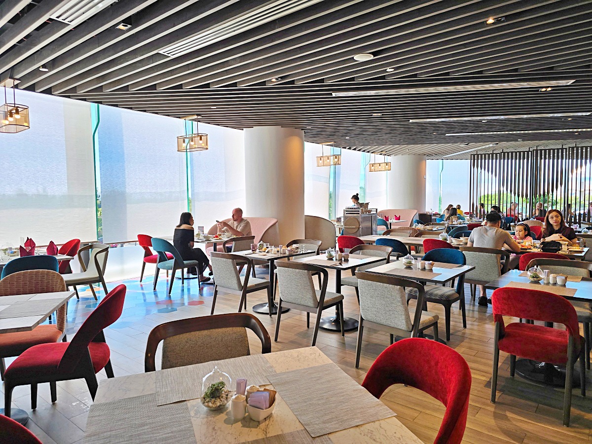 【越南峴港住宿】 Radisson Hotel Danang（峴港麗笙酒店）無邊際泳池、高樓海景SPA、早餐咖啡廳全攻略