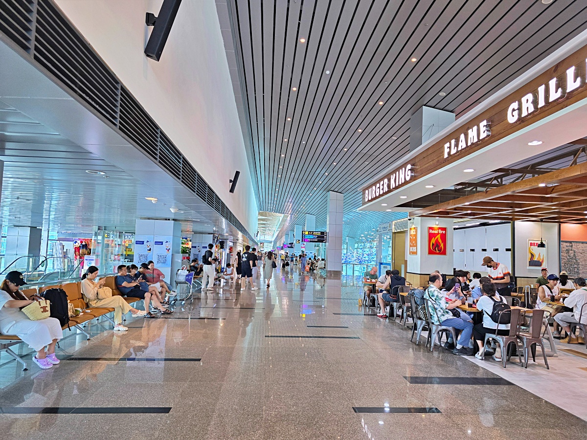 【越南峴港機場攻略】免稅店、餐廳、伴手禮一次搞定！附翡翠小廚用餐心得