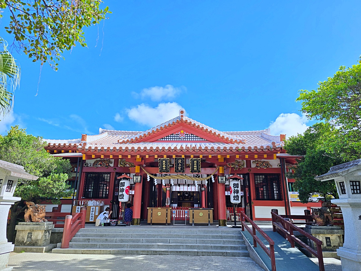 沖繩波上宮完全指南：波上海灘超近護國寺順遊超方便 沖繩一日遊必去景點