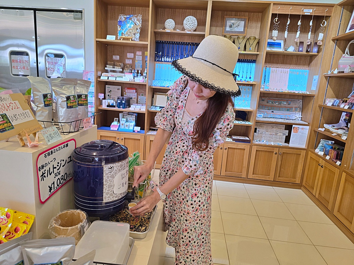 沖繩石垣島美食「米魯米魯 冰淇淋」石垣島上必吃海景冰淇淋店