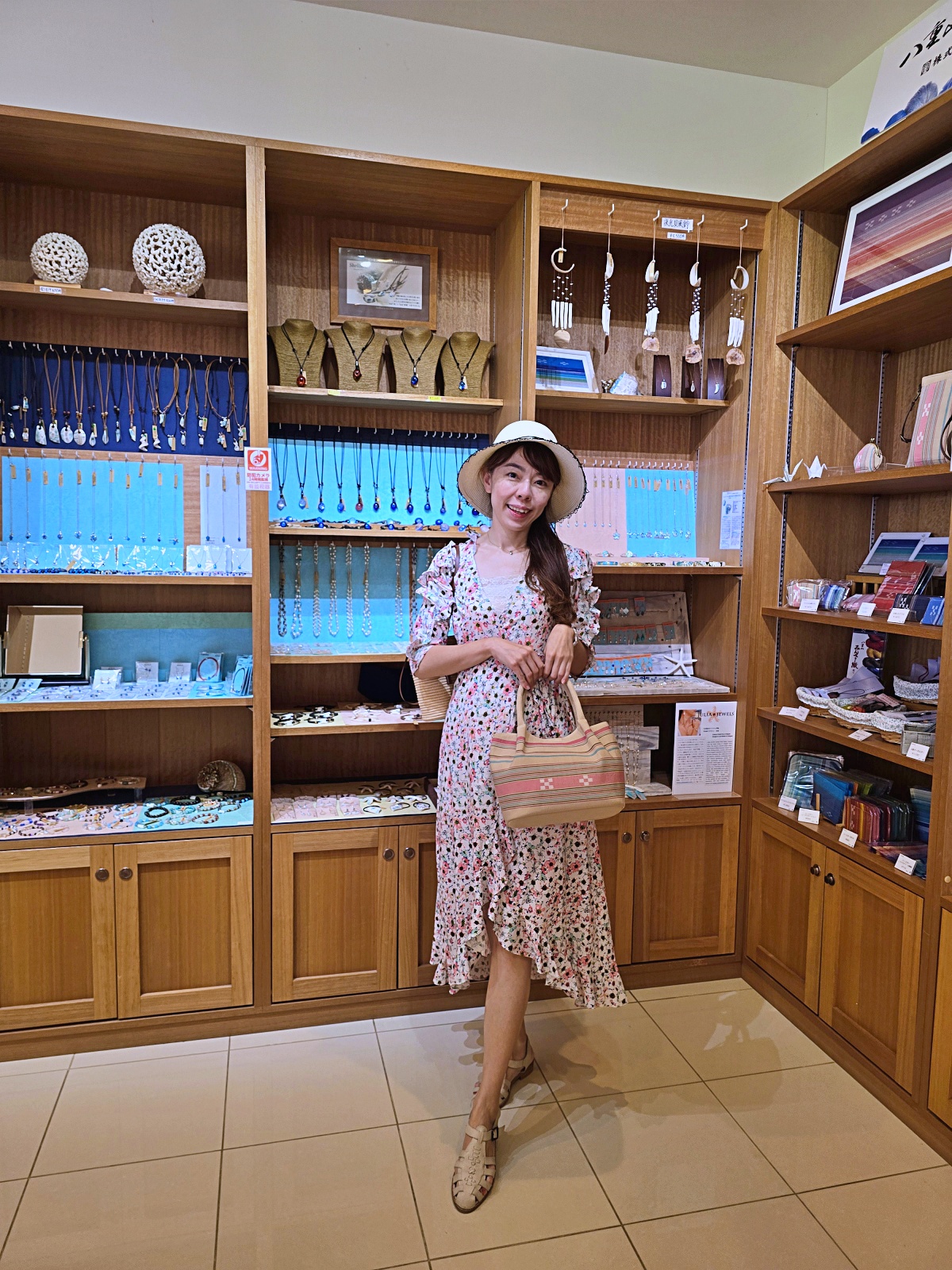 沖繩石垣島美食「米魯米魯 冰淇淋」石垣島上必吃海景冰淇淋店