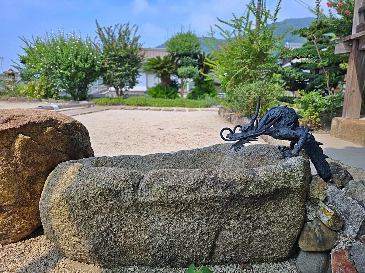 【廣島旅遊】廣島鞆之浦：日本小漁村魅力尋崖上的波妞長夜燈渡船口打卡必拍