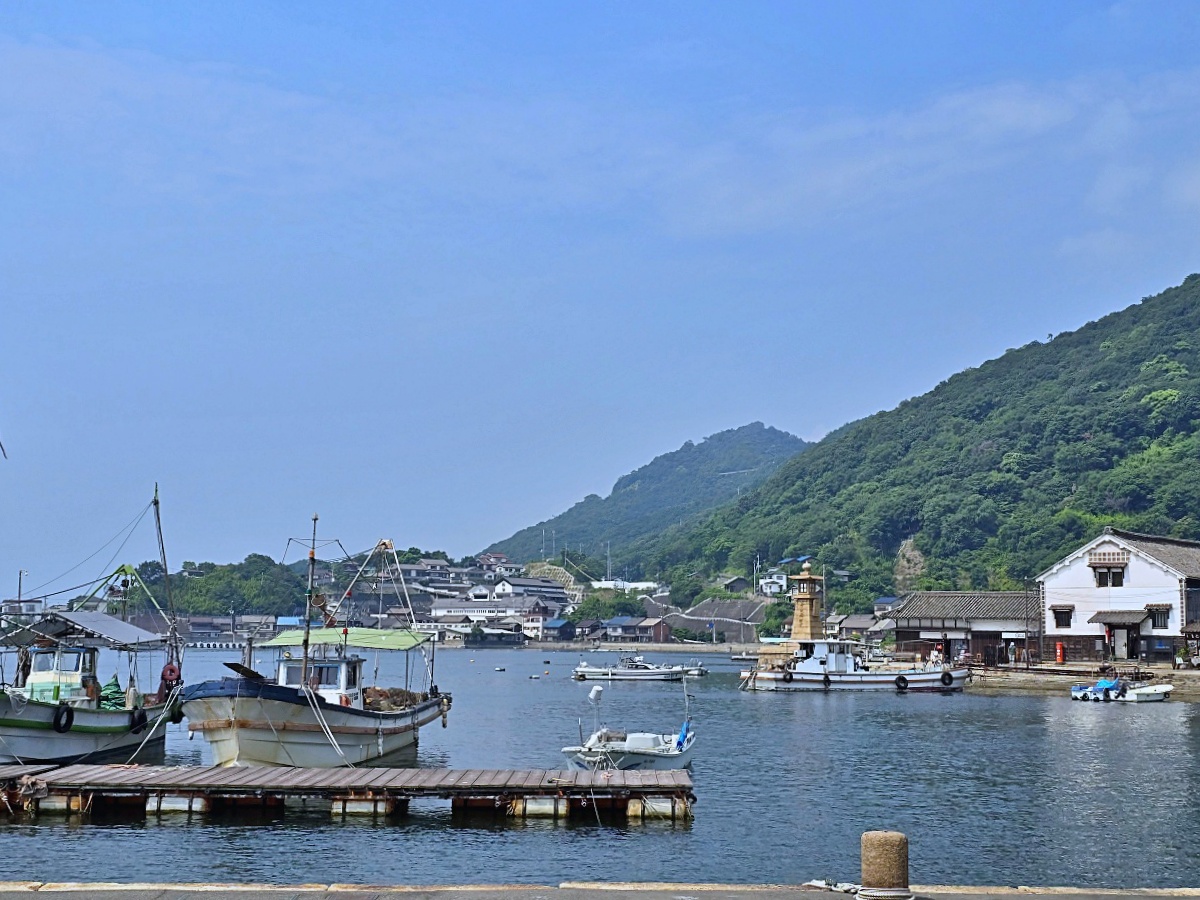【廣島旅遊】廣島鞆之浦：日本小漁村魅力尋崖上的波妞長夜燈渡船口打卡必拍