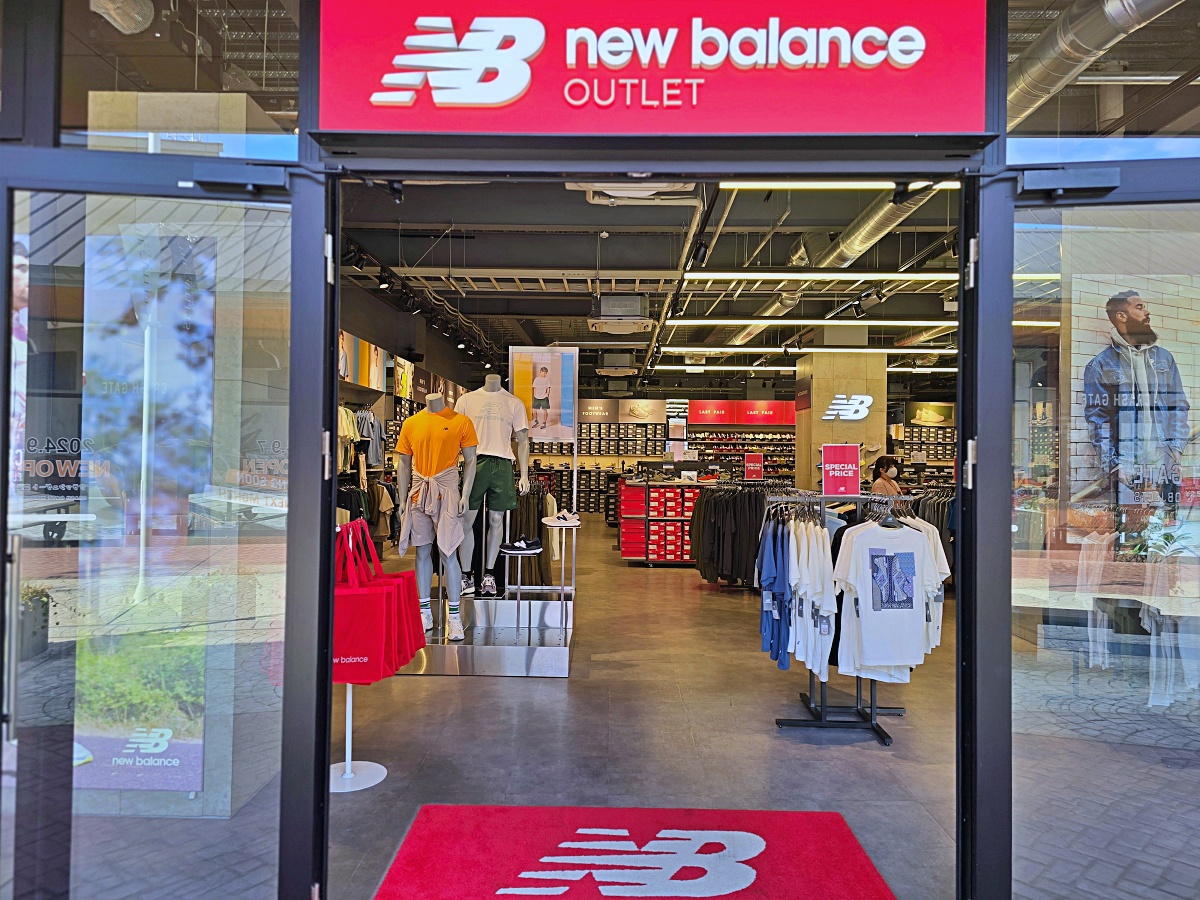 【廣島旅遊】廣島自由行購物「THE OUTLETS HIROSHIMA」廣島最大的Outlet購物天堂無印良品、3coins、AEON都有喔