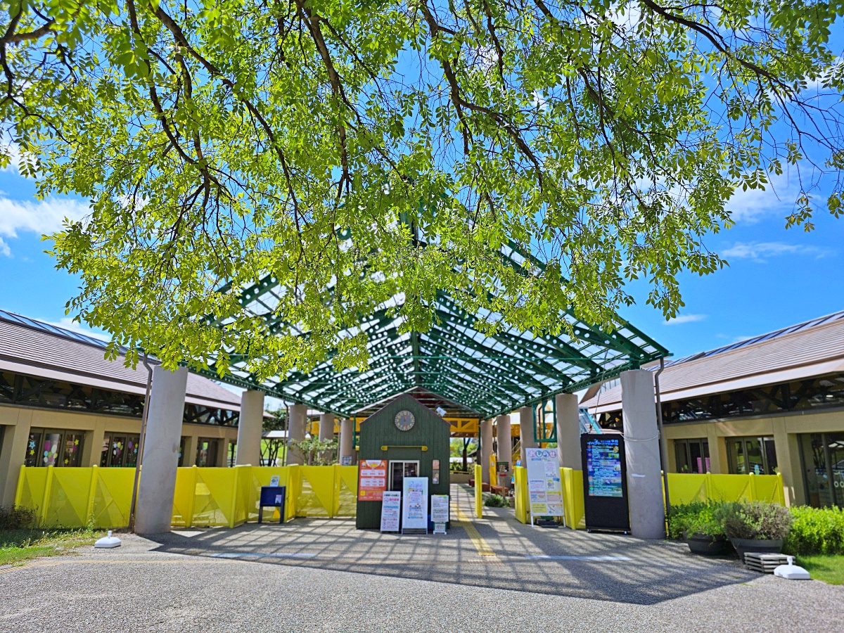 【鳥取親子自由行景點】鳥取砂丘兒童王國×寶可夢穿山鼠公園，一票玩到底的夢幻樂園！