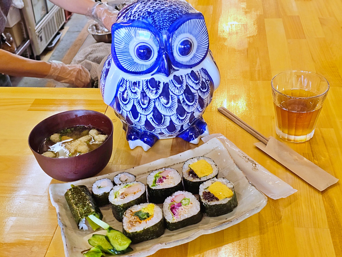 鳥取米子車站必吃美食推薦｜「巻き巻き」壽司捲教室像花朵一樣繽紛可愛的壽司捲 @Stancy Teacher 美味異想世界
