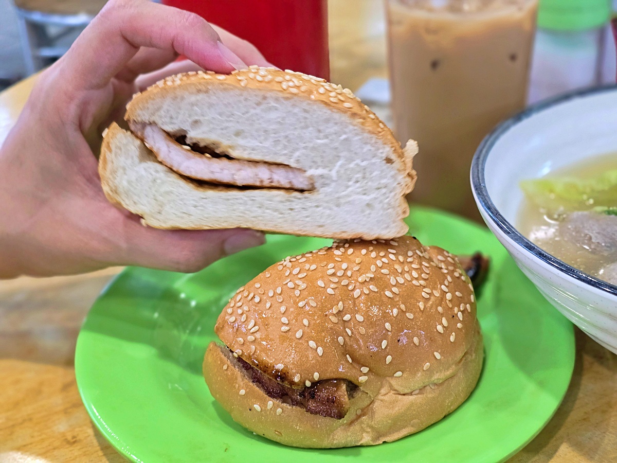 【尖沙咀美食推薦】香港海防道臨時街市大排檔美食攻略|德發牛丸、華香園必吃小吃! 【尖沙咀美食推薦】香港海防道臨時街市大排檔美食攻略|德發牛丸、華香園必吃小吃!