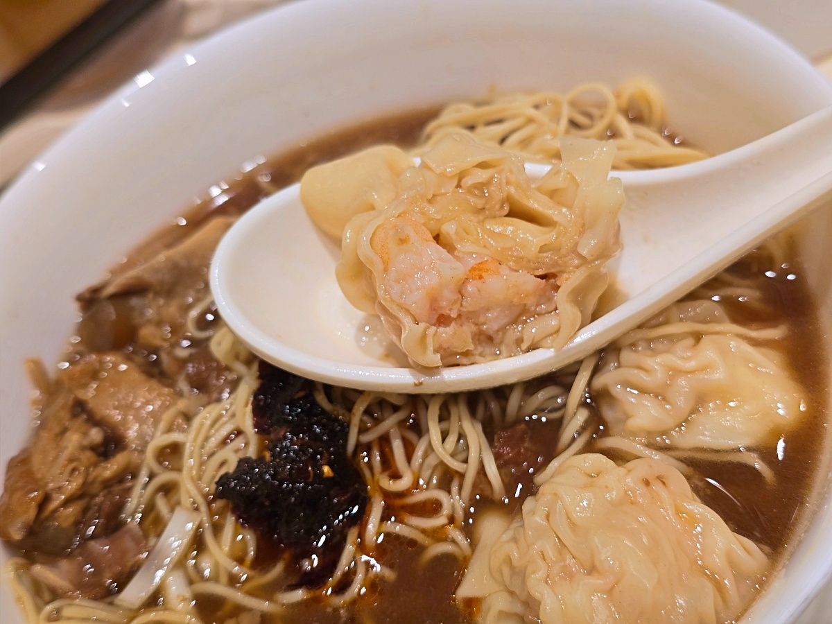 【尖沙咀美食推薦】池記尖沙咀店:招牌牛筋腩雲吞麵太銷魂!交通方式、菜單必吃一次看 【尖沙咀美食推薦】池記尖沙咀店:招牌牛筋腩雲吞麵太銷魂!交通方式、菜單必吃一次看