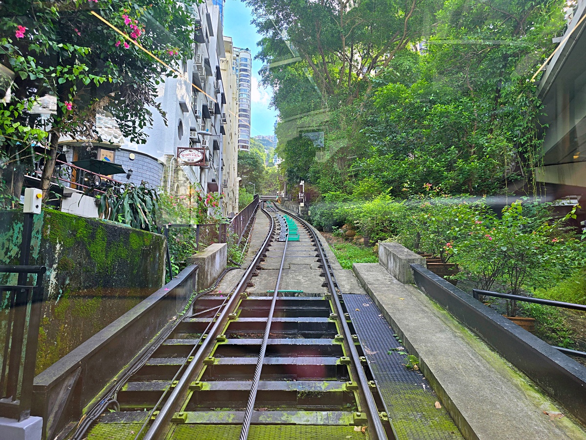 【香港太平山頂纜車攻略】姐妹衝兩次才拍到香港百萬夜景門票優惠、交通全攻略