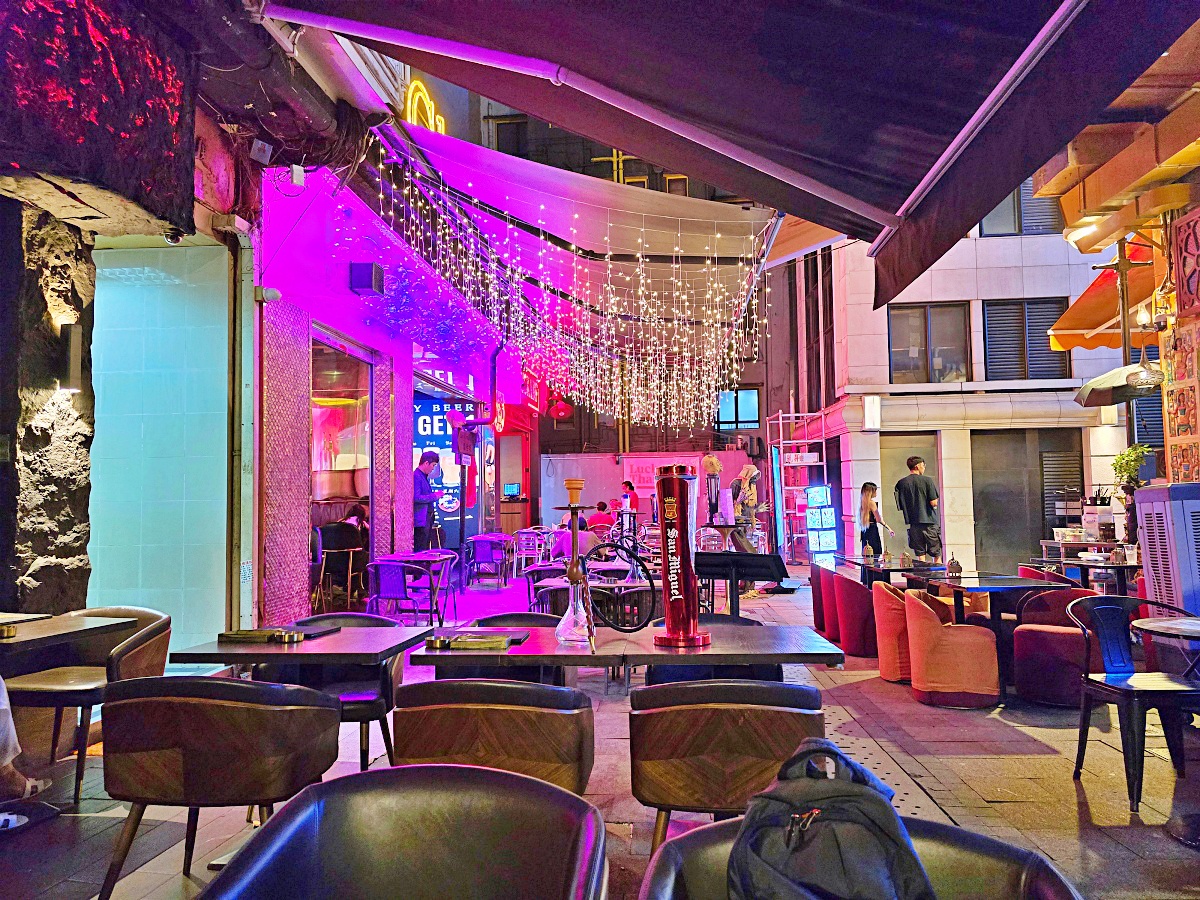 【蘭桂坊美食推薦】NUEVO Tapas Bar 香港在地人帶路蘭桂坊小巷中的神級餐酒館！