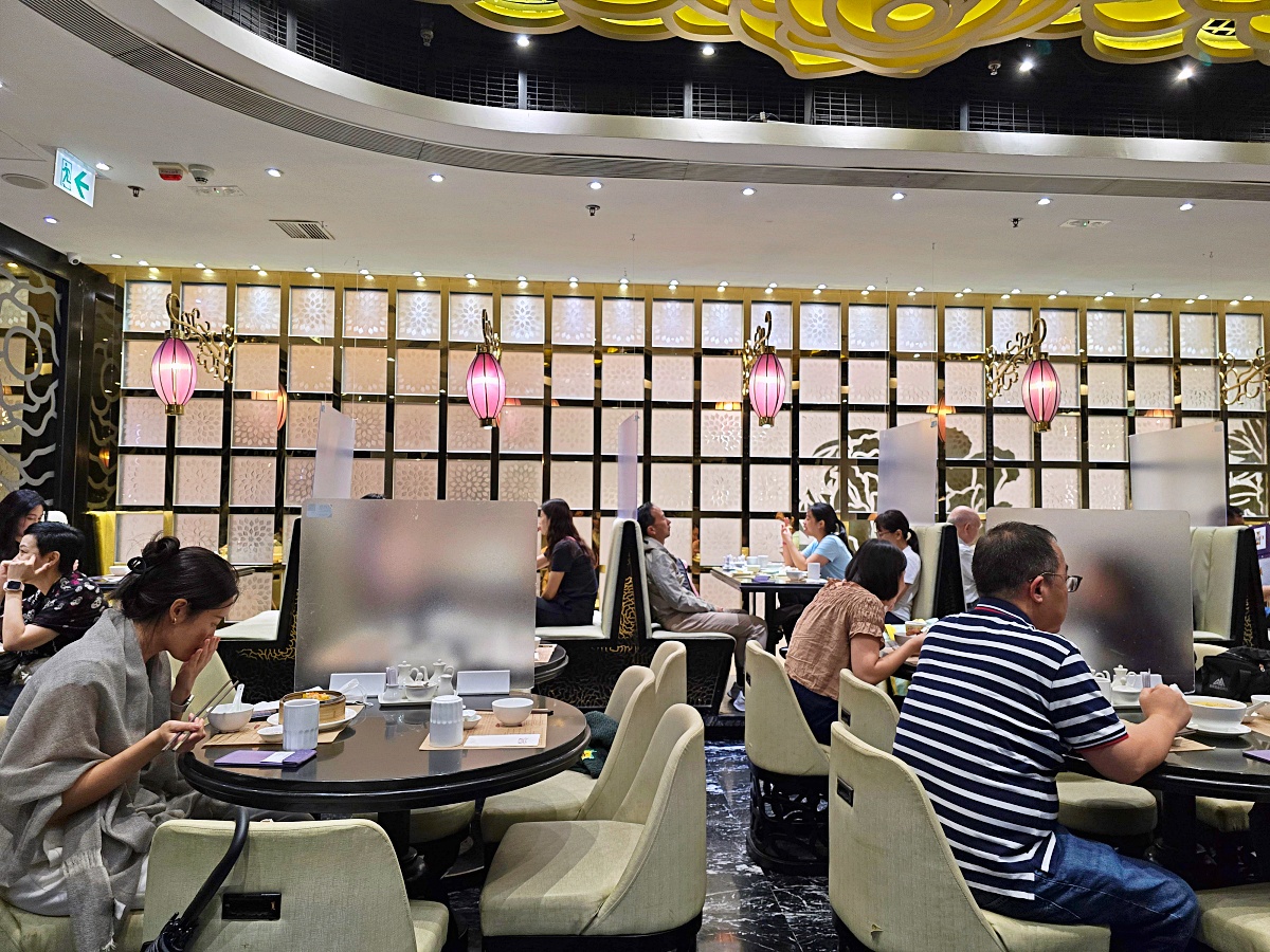 【香港米其林美食推薦】正斗粥麵專家：銅鑼灣必吃鮮牛肉雲吞麵＋經典艇仔粥
