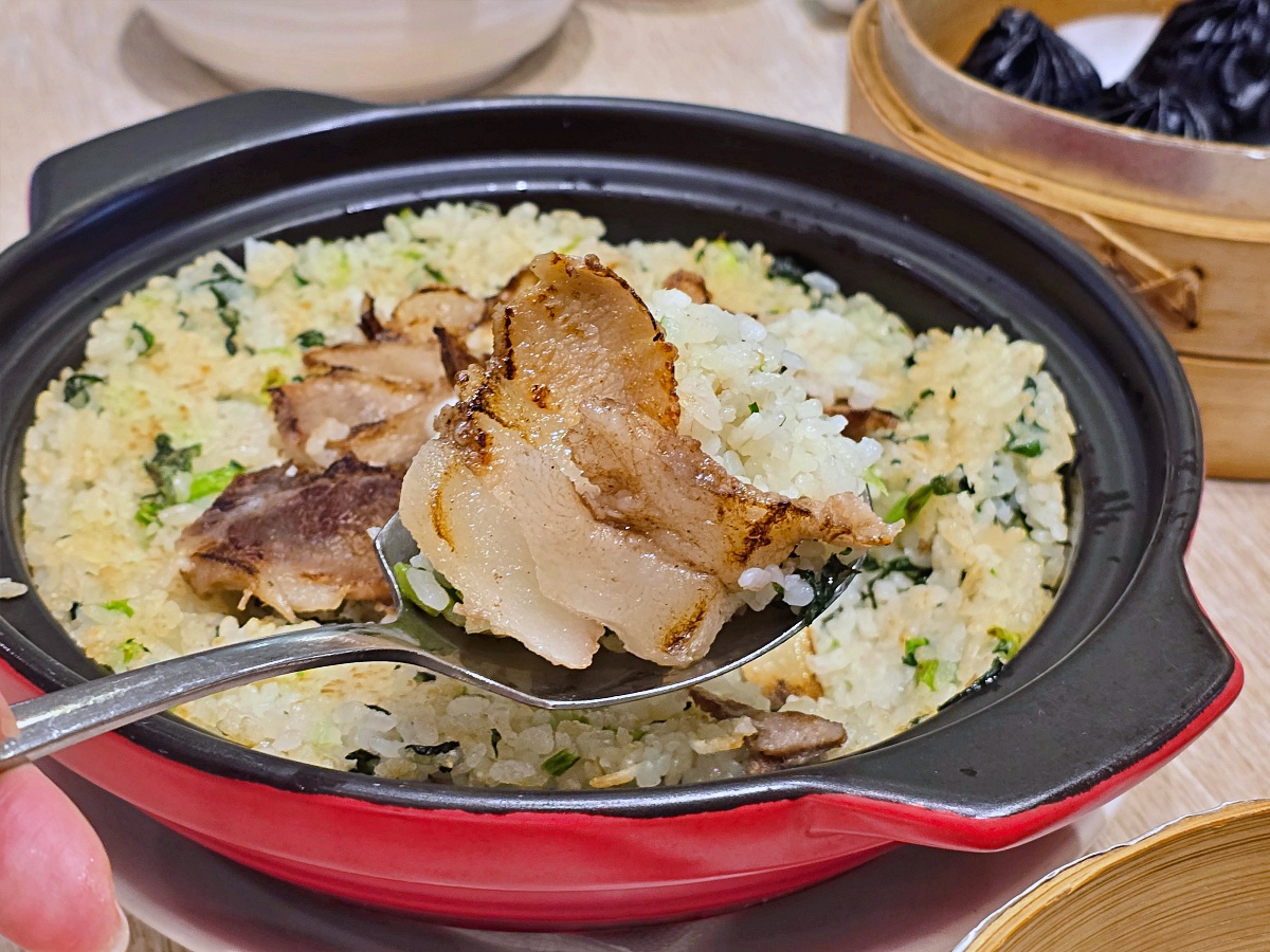 天母美食「紅豆食府 SOGO天母店」上海菜合菜饗宴心太軟第一名 天母美食「紅豆食府 SOGO天母店」上海菜合菜饗宴心太軟第一名