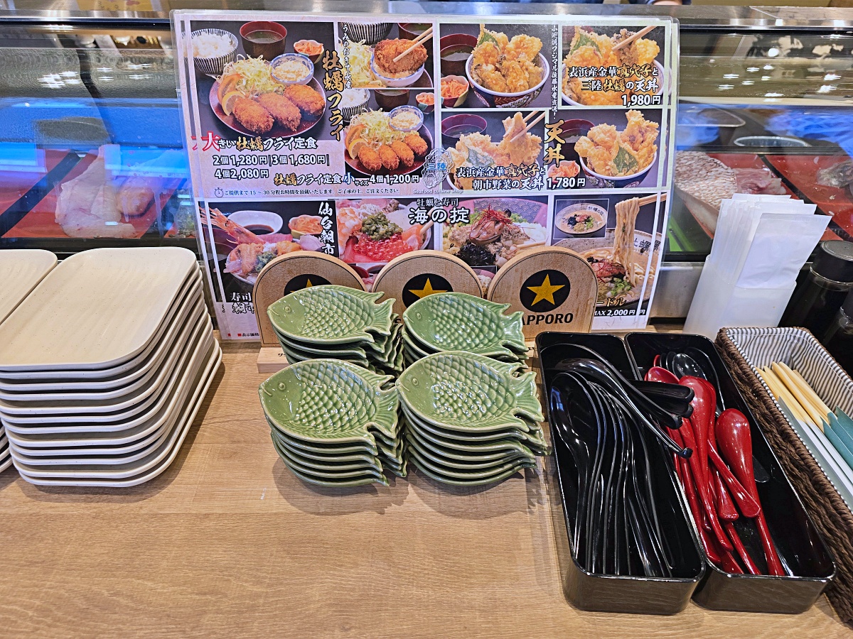 【仙台旅遊】仙台朝市必吃美食 「三陸牡蠣市場 Uminookite 」仙台朝市總店 牡蠣拉麵超香濃