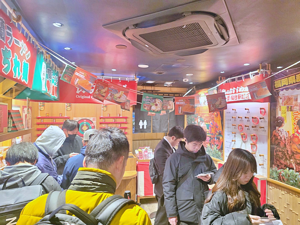 【仙台美食推薦】仙台一蘭拉麵店家全攻略：排隊流程、伴手禮、座位介紹一次看