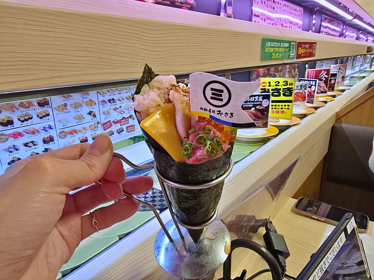 【仙台旅遊美食】仙台迴轉壽司仙台一番町超人氣!三崎迴轉壽司仙台Clis Road店:酒粕紅醋飯的極致壽司饗宴 【仙台旅遊美食】仙台迴轉壽司仙台一番町超人氣!三崎迴轉壽司仙台Clis Road店:酒粕紅醋飯的極致壽司饗宴