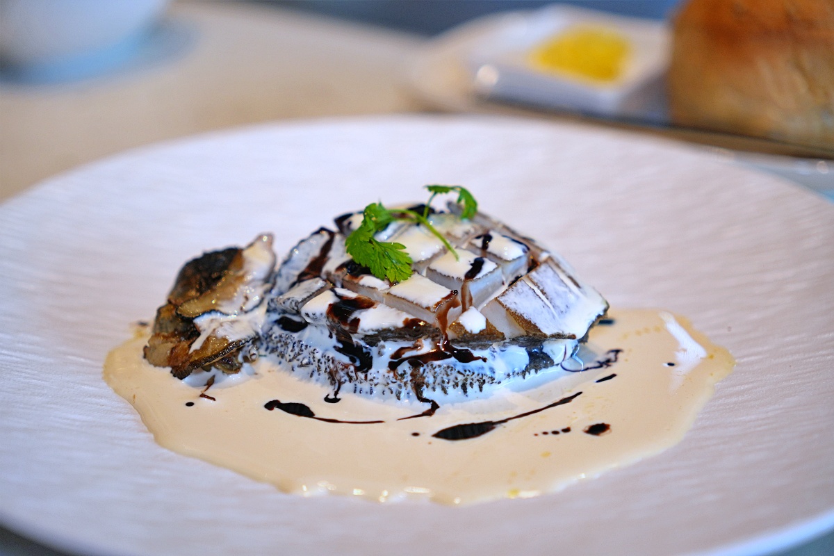 墨賞新鐵板料理古亭店|台北鐵板燒怎麼點?鮑魚三重奏、A5和牛心得 墨賞新鐵板料理古亭店|台北鐵板燒怎麼點?鮑魚三重奏、A5和牛心得