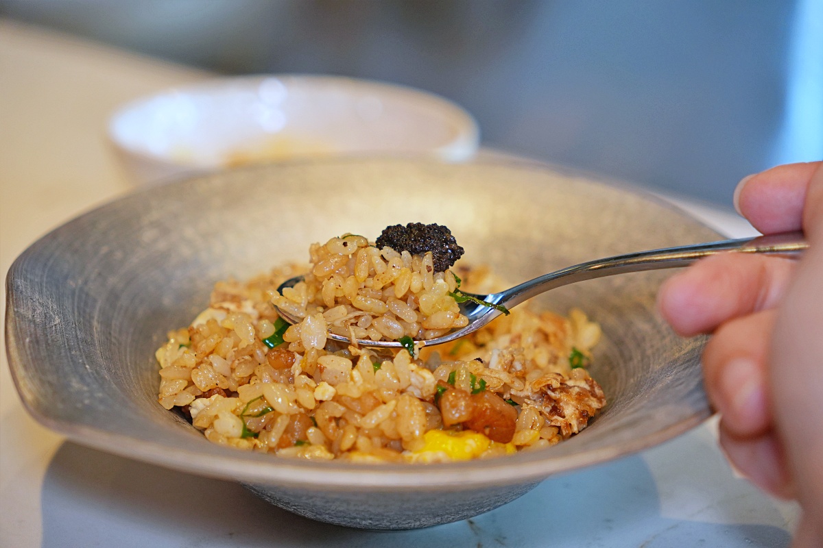 墨賞新鐵板料理古亭店|台北鐵板燒怎麼點?鮑魚三重奏、A5和牛心得 墨賞新鐵板料理古亭店|台北鐵板燒怎麼點?鮑魚三重奏、A5和牛心得