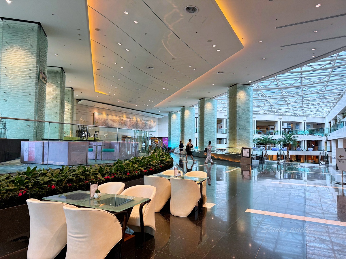 【香港機場住宿推薦】富豪機場酒店 Regal Airport Hotel：機場步行直達、迪士尼專車接送、房型舒適又齊全！