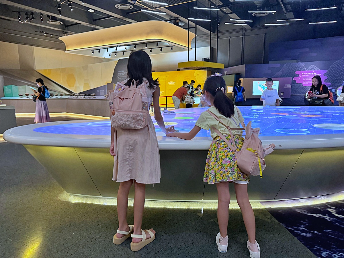香港親子景點「香港科學館」親子共學天地互動遊戲超級嗨晴天雨天都適合（學生免門票）