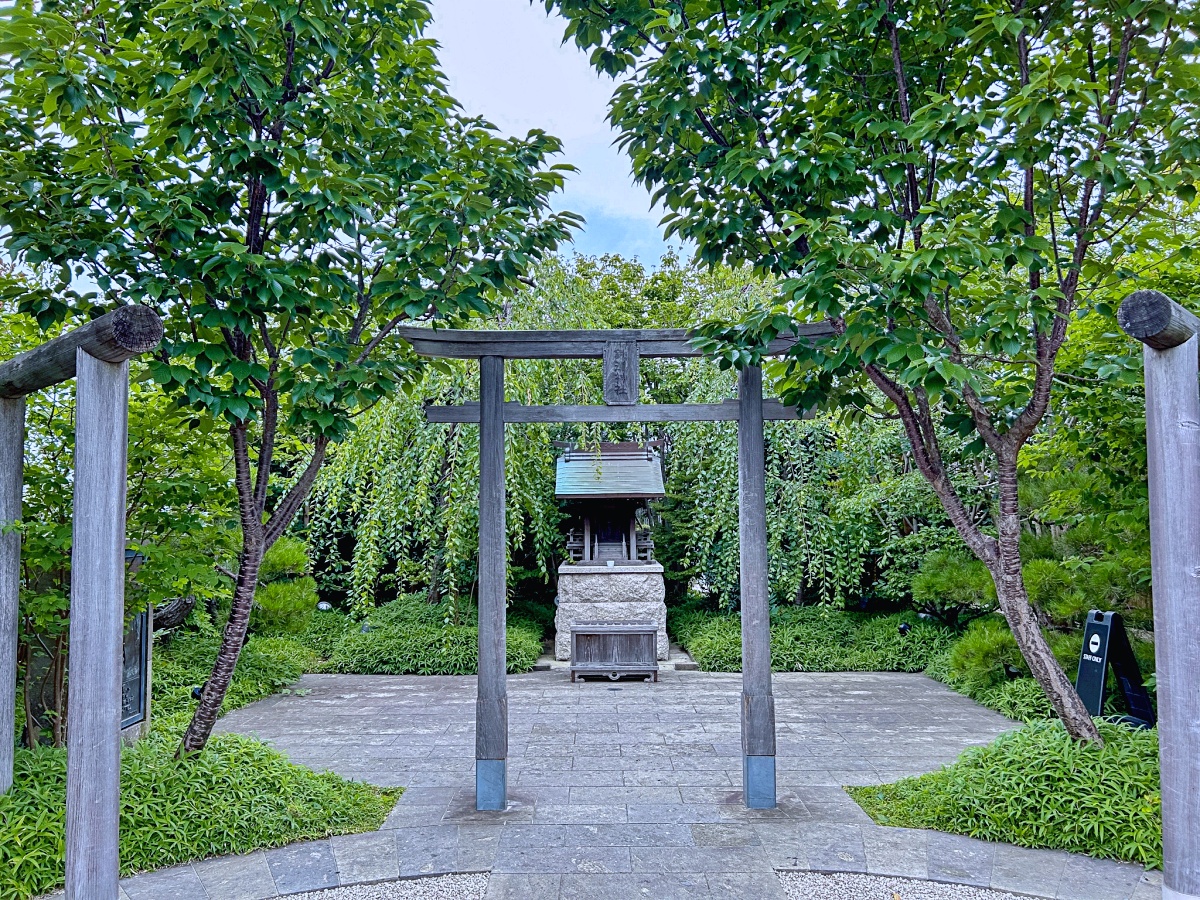 【福岡旅遊】:福岡機場免稅新開幕折扣碼請收藏「鐵道神社」JR博多車站隱藏版景點 【福岡旅遊】:福岡機場免稅新開幕折扣碼請收藏「鐵道神社」JR博多車站隱藏版景點
