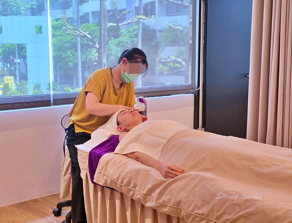 台北士林醫美「容禾整形外科診所」鳳凰電波Thermage FLX體驗分享