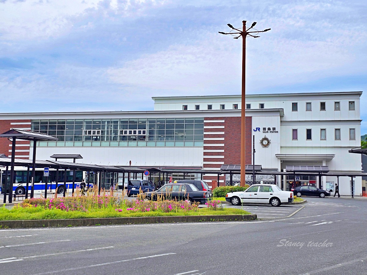 東廣島住宿推薦「東廣島西條站前ROUTE INN飯店」鄰近JR車站、免費停車＋大廳咖啡與溫泉泡湯超加分！
