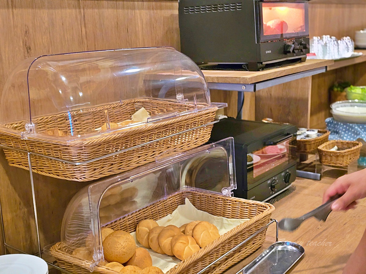 東廣島住宿推薦「東廣島西條站前ROUTE INN飯店」鄰近JR車站、免費停車＋大廳咖啡與溫泉泡湯超加分！