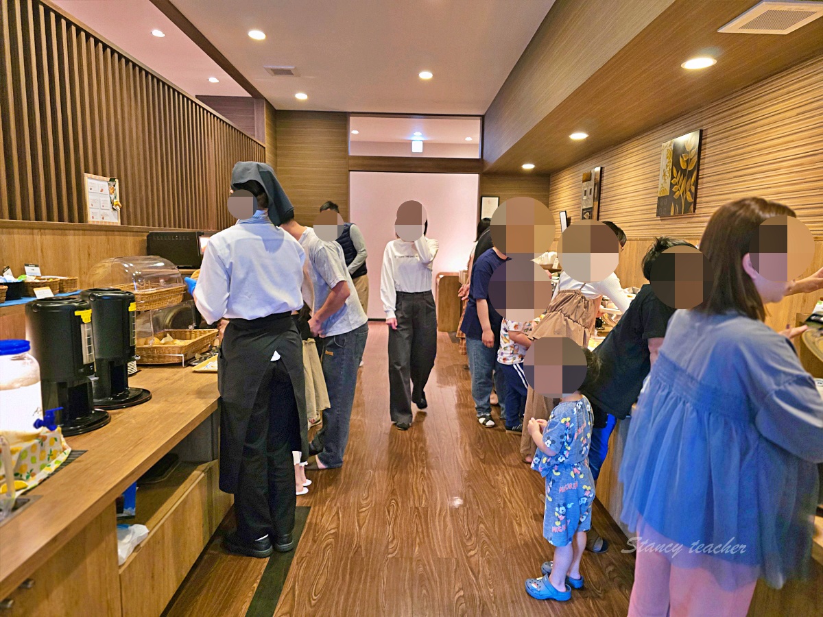 東廣島住宿推薦「東廣島西條站前ROUTE INN飯店」鄰近JR車站、免費停車＋大廳咖啡與溫泉泡湯超加分！