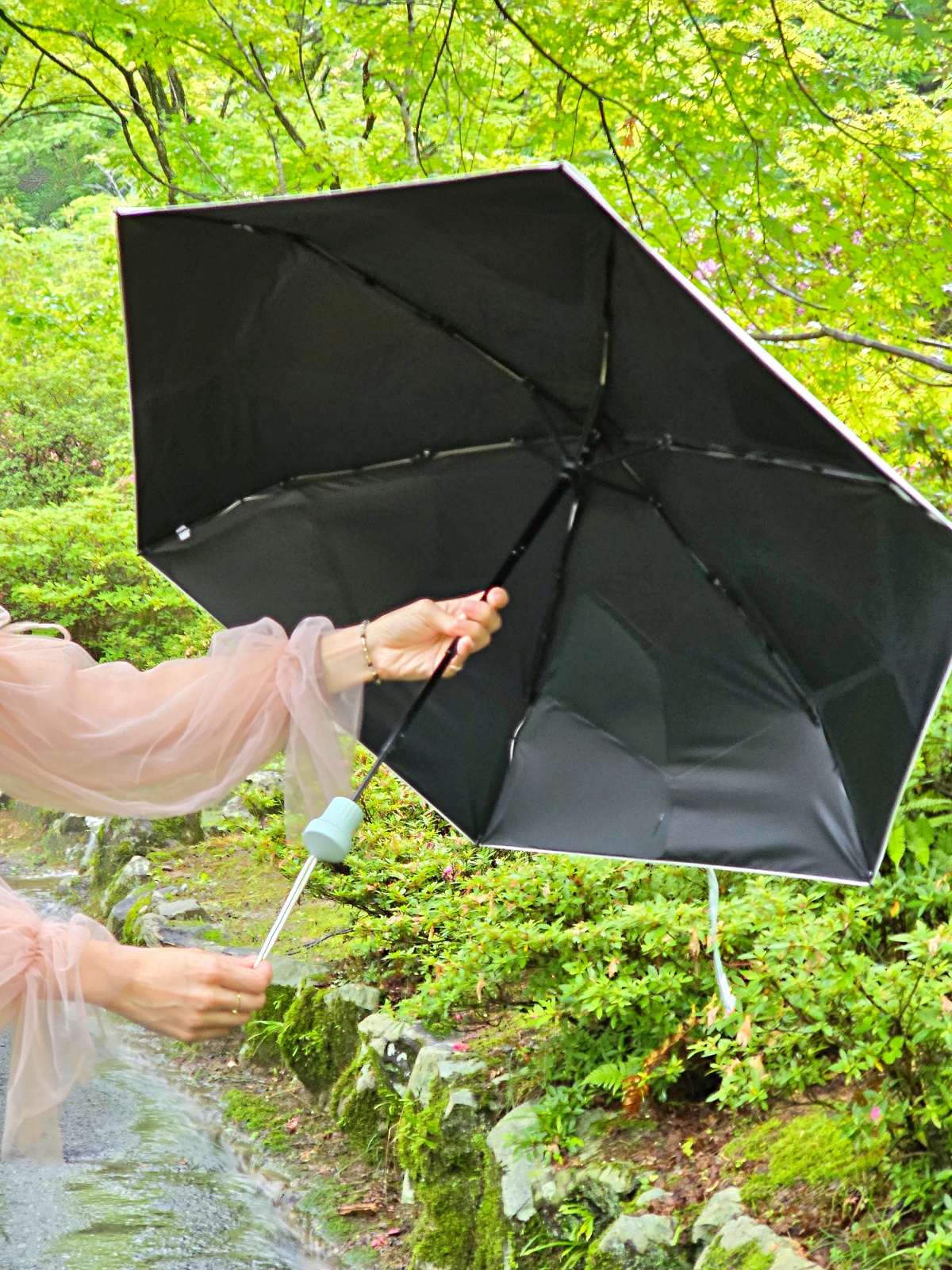 【雨之情】防曬迷你3秒捲快收傘：超輕量防曬折疊傘推薦出國旅行防曬必備！
