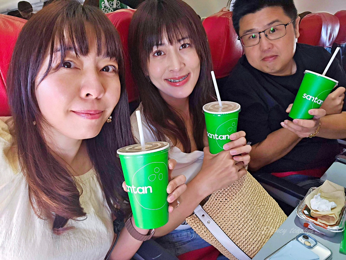 AirAsia AK1511 / AK1510 亞航直飛沙巴亞庇搭乘開箱|台灣出發唯一直飛航班,來回都必喝生椰拿鐵! AirAsia AK1511 / AK1510 亞航直飛沙巴亞庇搭乘開箱|台灣出發唯一直飛航班,來回都必喝生椰拿鐵!