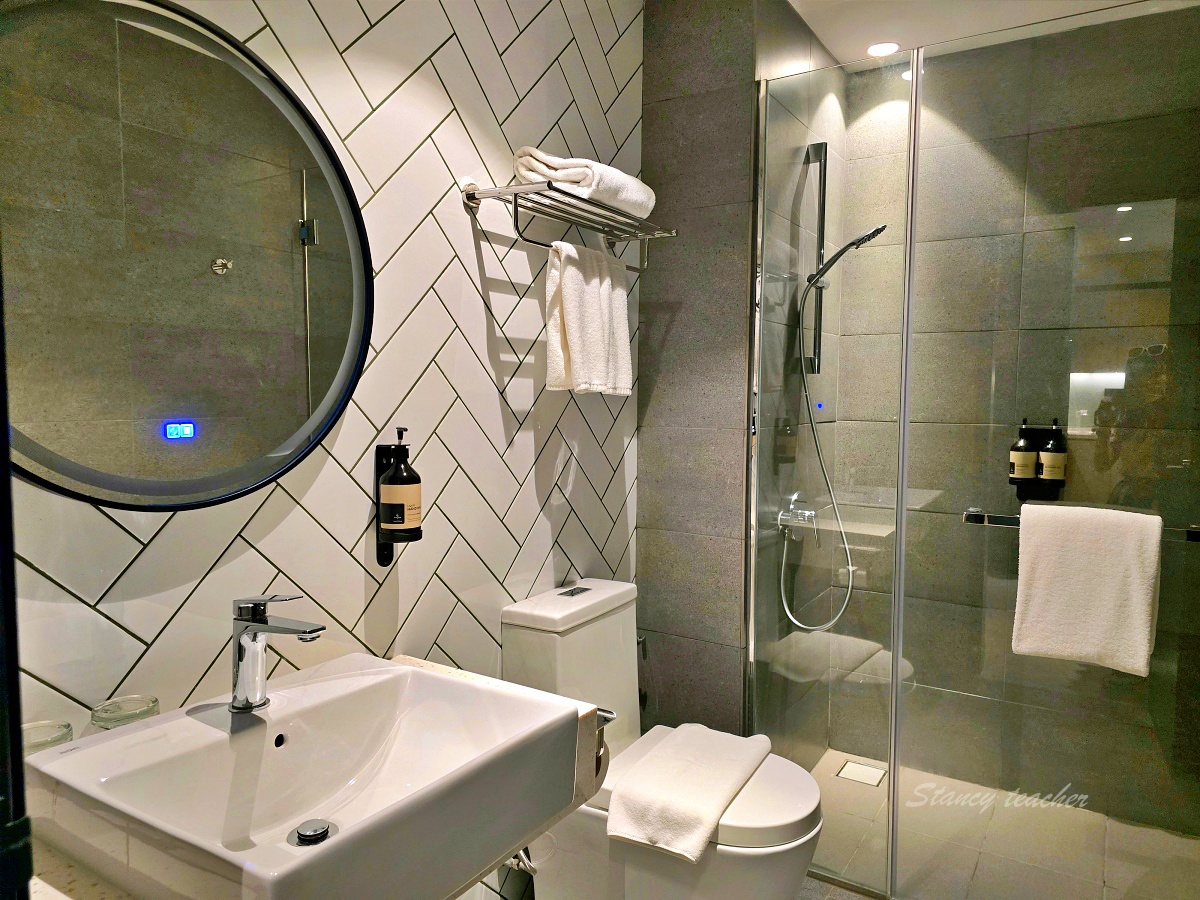沙巴亞庇住宿推薦「Citadines The Shore Kota Kinabalu」公寓式酒店開箱鄰近菲律賓夜市、無邊際泳池賞夕陽超浪漫！
