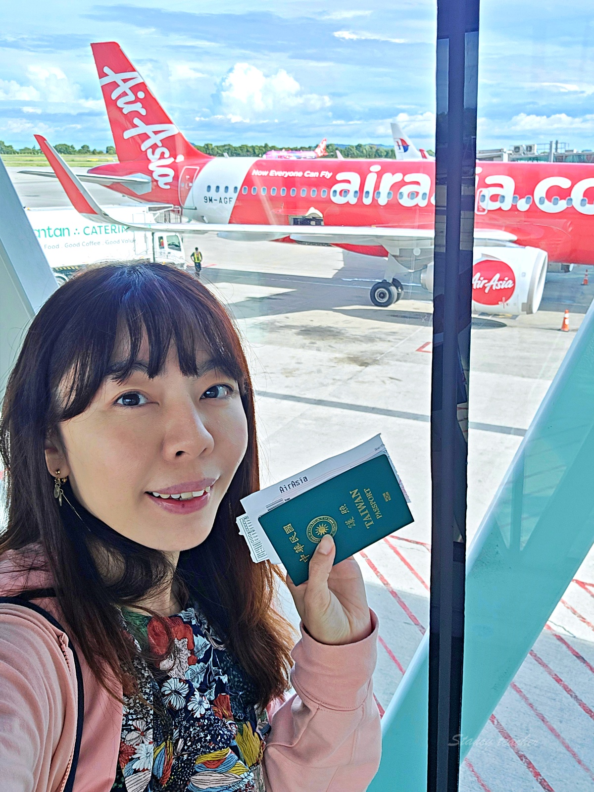 AirAsia AK1511 / AK1510 亞航直飛沙巴亞庇搭乘開箱|台灣出發唯一直飛航班,來回都必喝生椰拿鐵! AirAsia AK1511 / AK1510 亞航直飛沙巴亞庇搭乘開箱|台灣出發唯一直飛航班,來回都必喝生椰拿鐵!