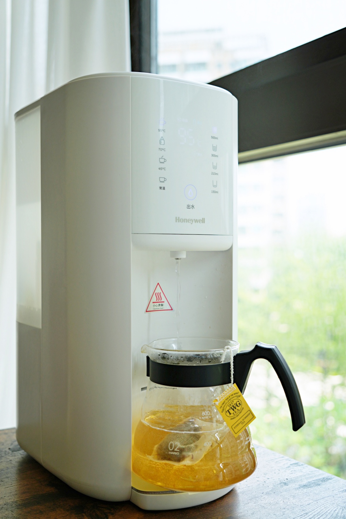 Honeywell 太空人五道淨化RO濾淨瞬熱飲水機開箱：太空級淨水3秒瞬熱，我家飲水新 革命！