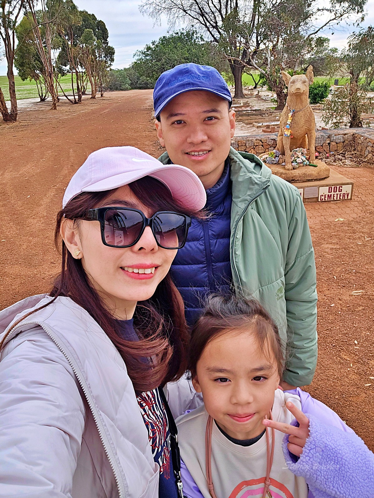 西澳波浪岩 Wave Rock 一日遊|珀斯出發、約克小鎮、原民洞穴與親子行程取捨 西澳波浪岩 Wave Rock 一日遊|珀斯出發、約克小鎮、原民洞穴與親子行程取捨